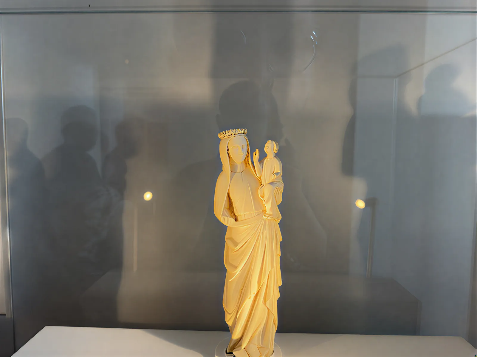 Vierge à l'Enfant en Ivoire - Renaissance