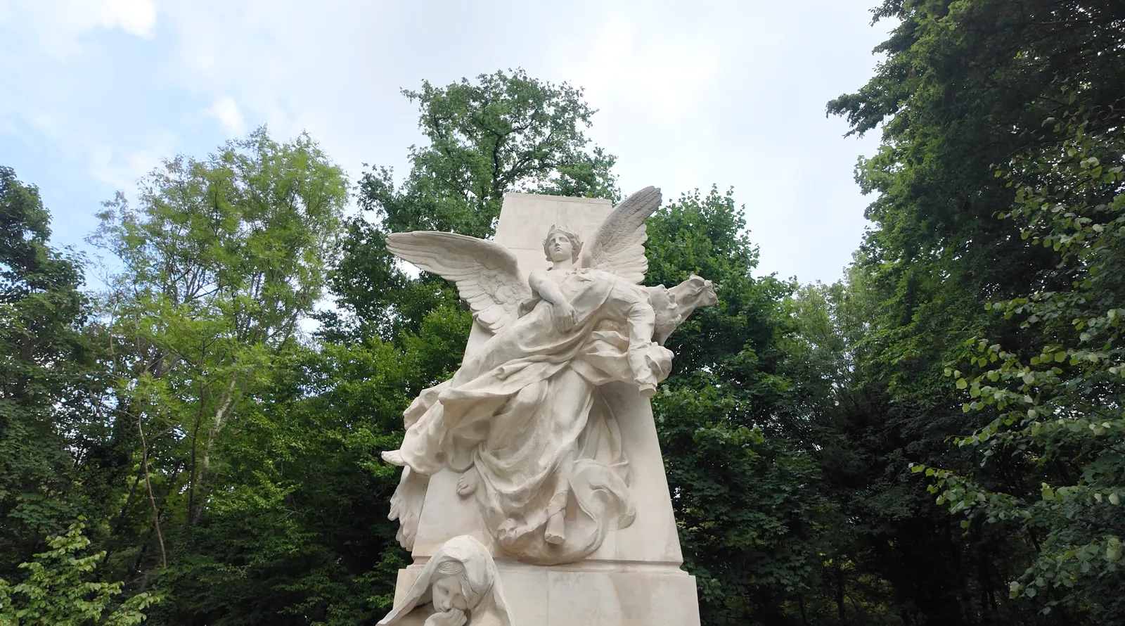 Château Chantilly : Échos du Passé